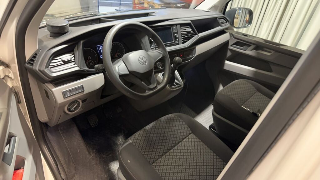 Volkswagen Caravelle 2021 Valkoinen