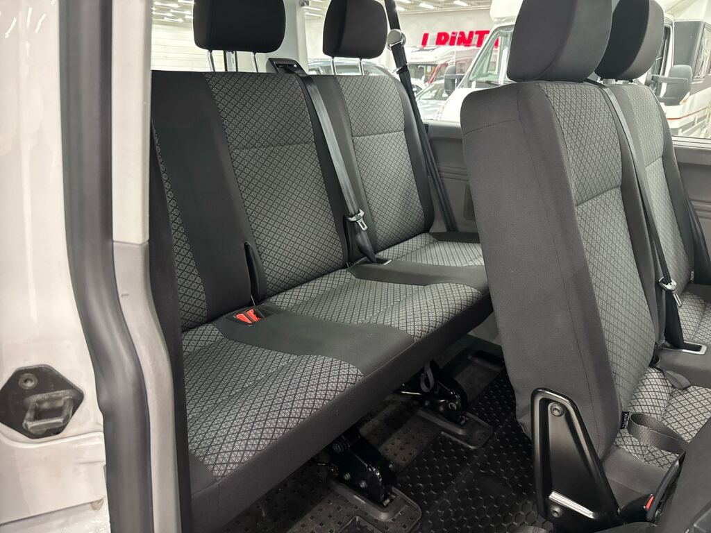 Volkswagen Caravelle 2021 Valkoinen