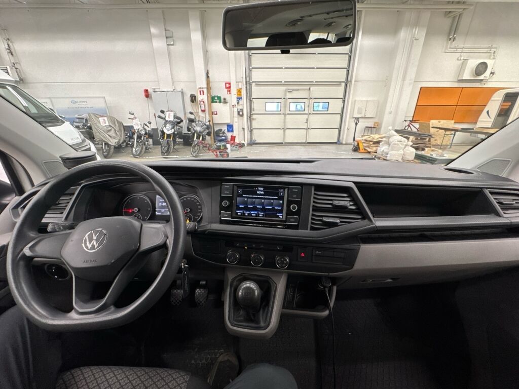Volkswagen Caravelle 2021 Valkoinen