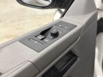 Volkswagen Caravelle 2021 Valkoinen