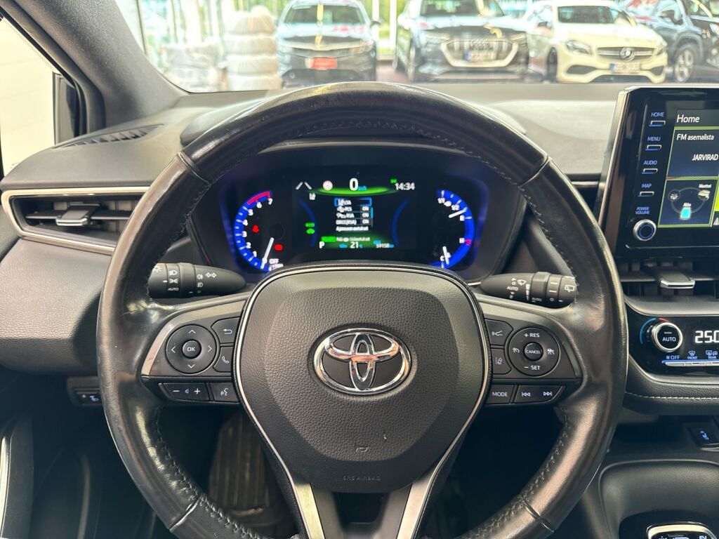 Toyota Corolla 2021 Musta