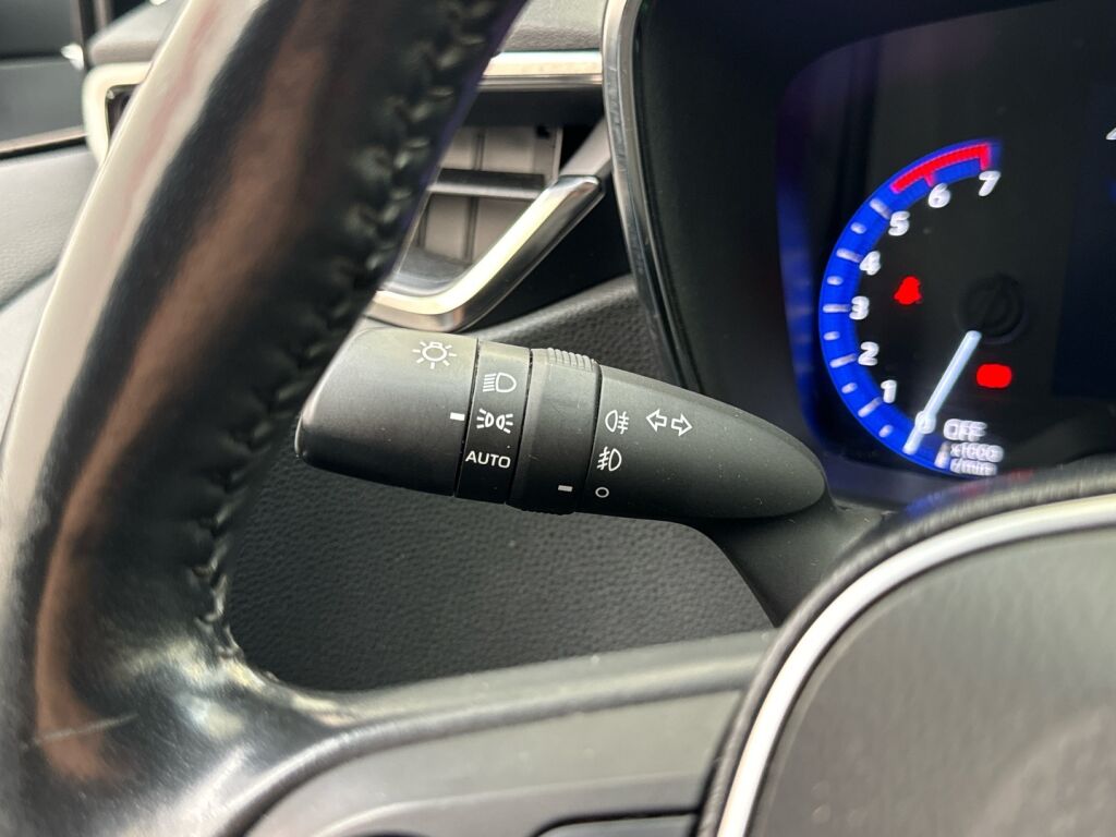 Toyota Corolla 2021 Musta