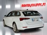 Skoda Octavia 2021 Valkoinen
