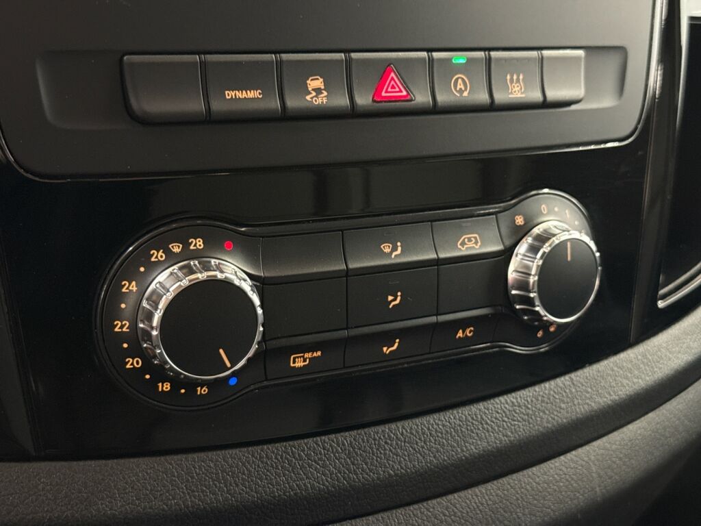 Mercedes-Benz Vito 2021 Musta