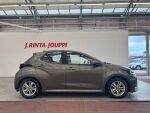 Toyota Yaris 2021 Ruskea (beige)