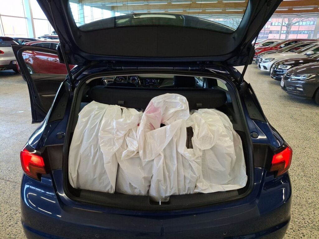 Opel Astra 2021 Sininen