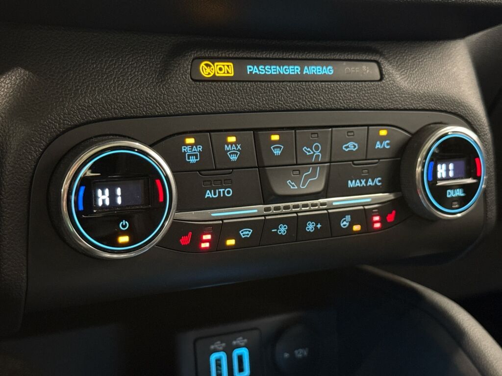 Ford Kuga 2021 Valkoinen