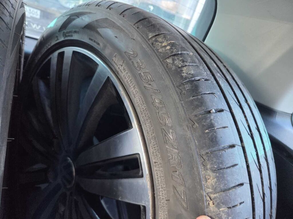 Volkswagen Passat 2012 Valkoinen