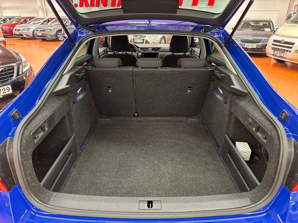 Skoda Superb 2021 Sininen