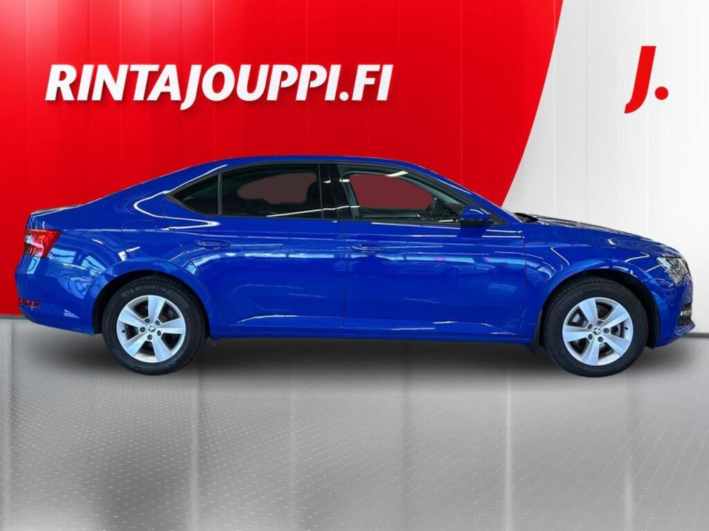 Skoda Superb 2021 Sininen