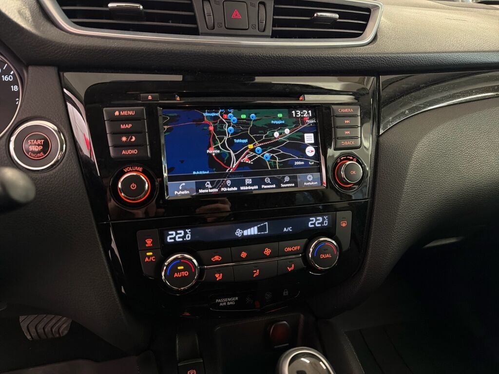 Nissan Qashqai 2021 Punainen