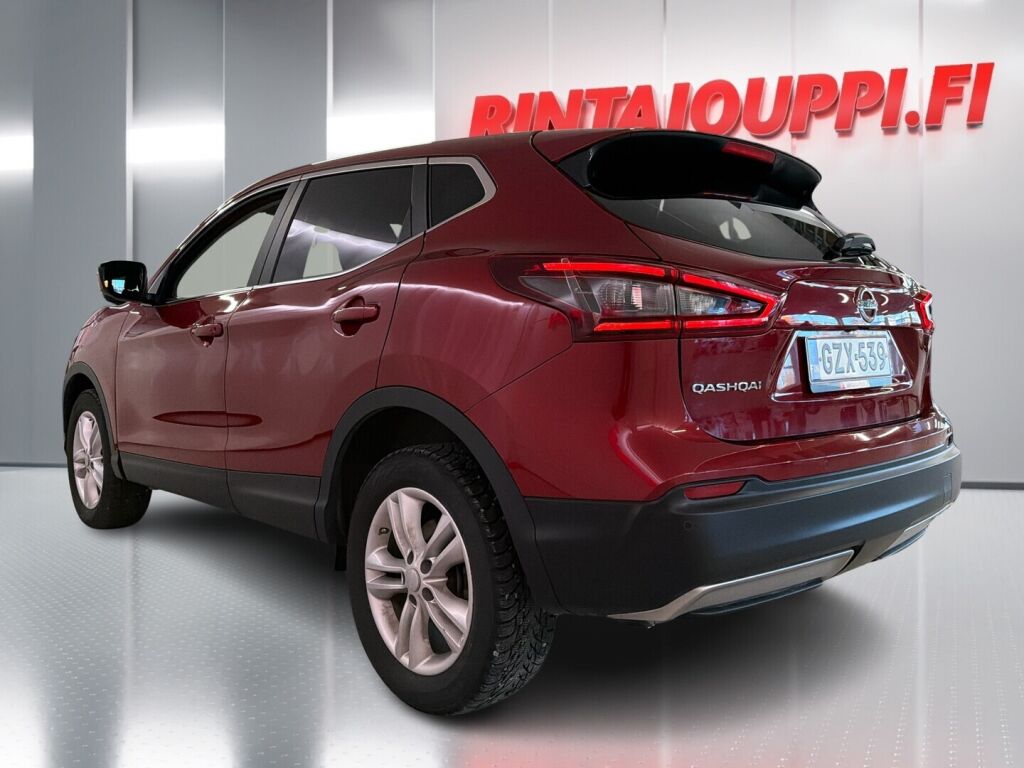 Nissan Qashqai 2021 Punainen