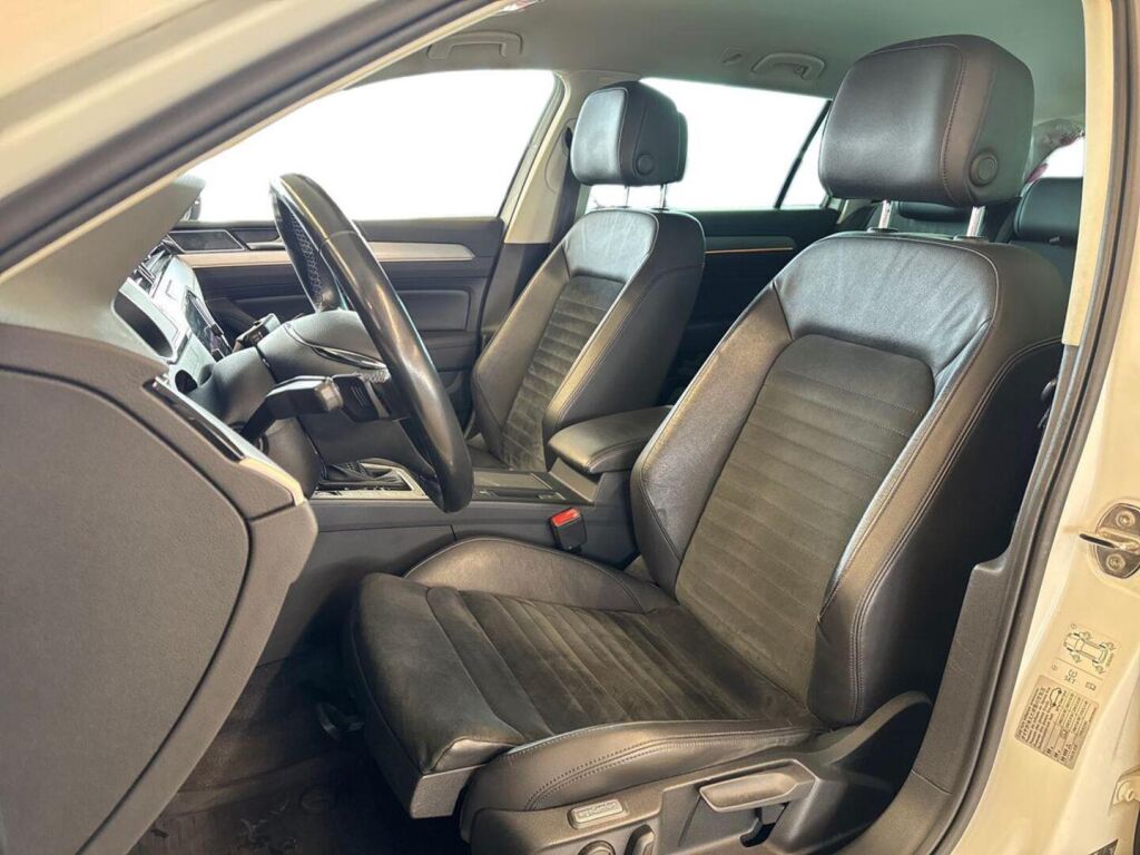 Volkswagen Passat 2018 Valkoinen