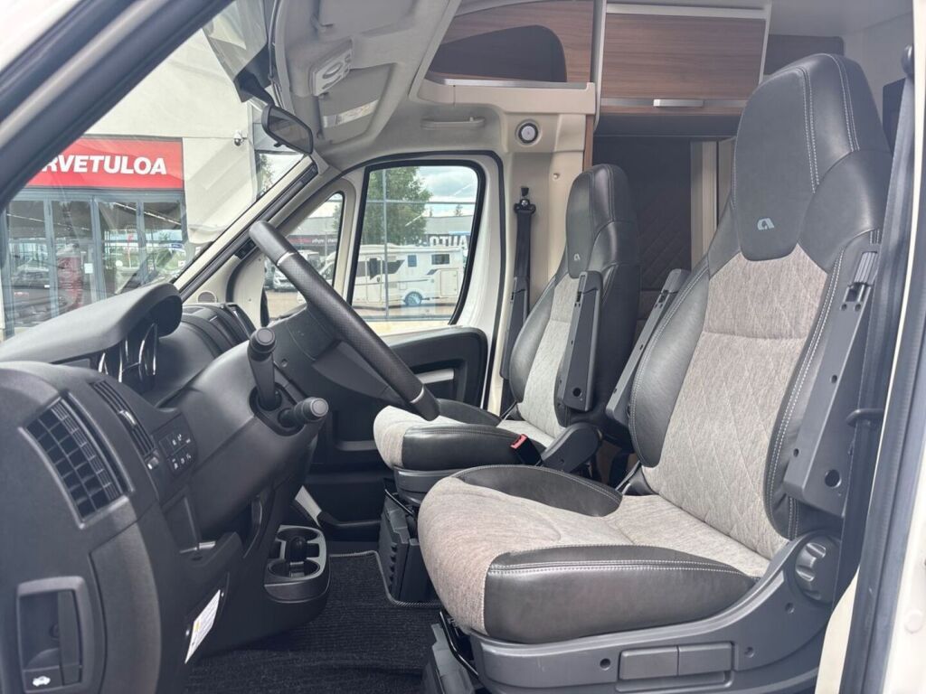 Adria Matrix Axess 670 SL 2021 Valkoinen
