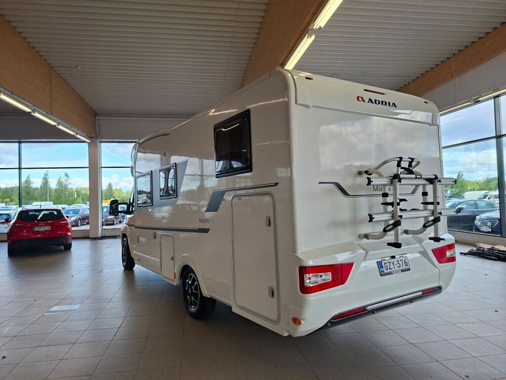 Adria Matrix Axess 670 SL 2021 Valkoinen