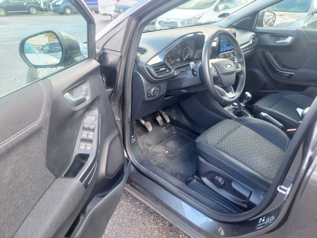 Ford Puma 2021 Harmaa