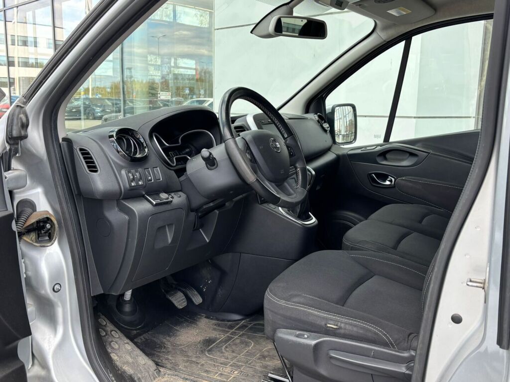 Nissan NV300 2021 Harmaa