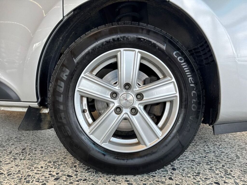 Nissan NV300 2021 Harmaa