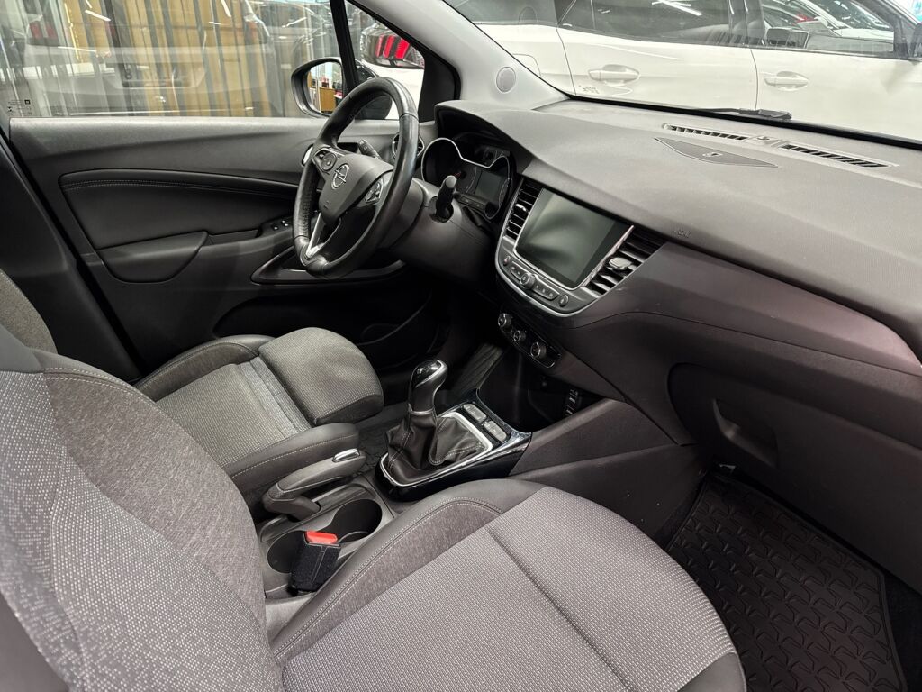 Opel Crossland 2021 Musta