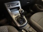Opel Astra 2021 Punainen