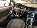 Opel Astra 2021 Punainen
