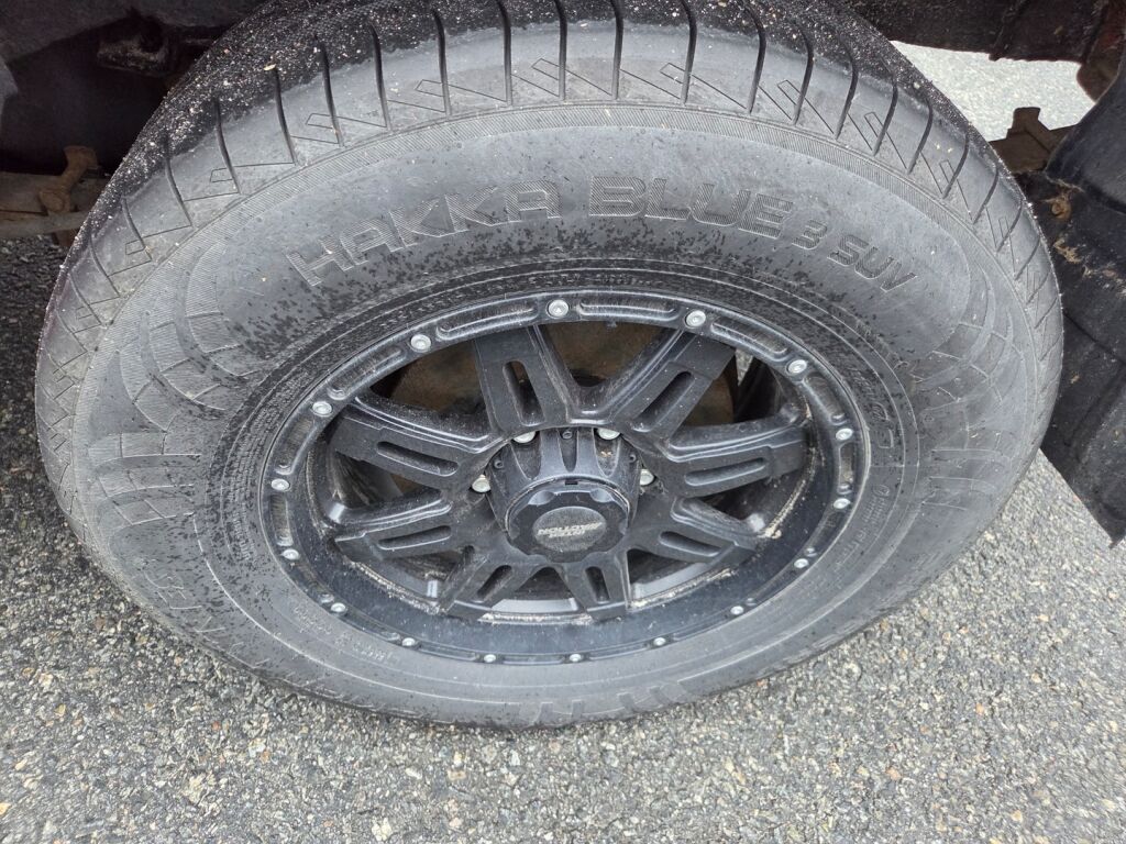 Toyota Hilux 2014 Punainen