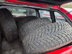 Toyota Hilux 2014 Punainen