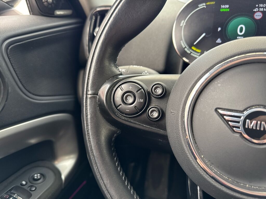 Mini Countryman 2021 Musta