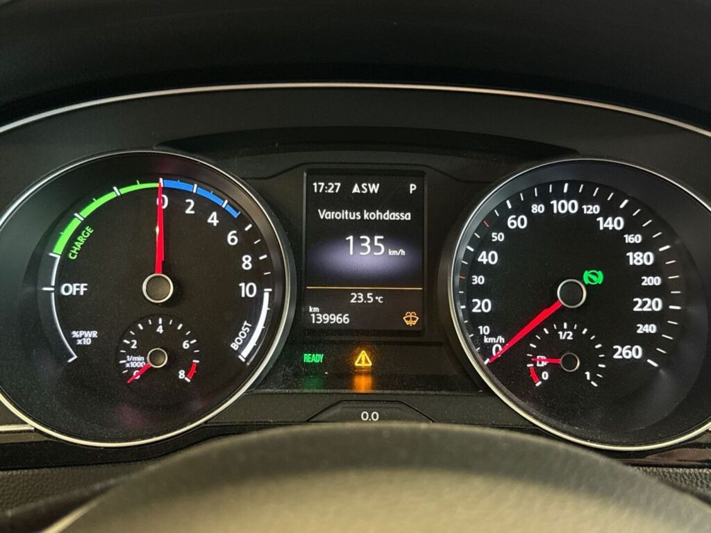 Volkswagen Passat 2016 Valkoinen