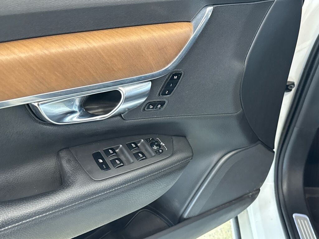 Volvo V90 2018 Valkoinen