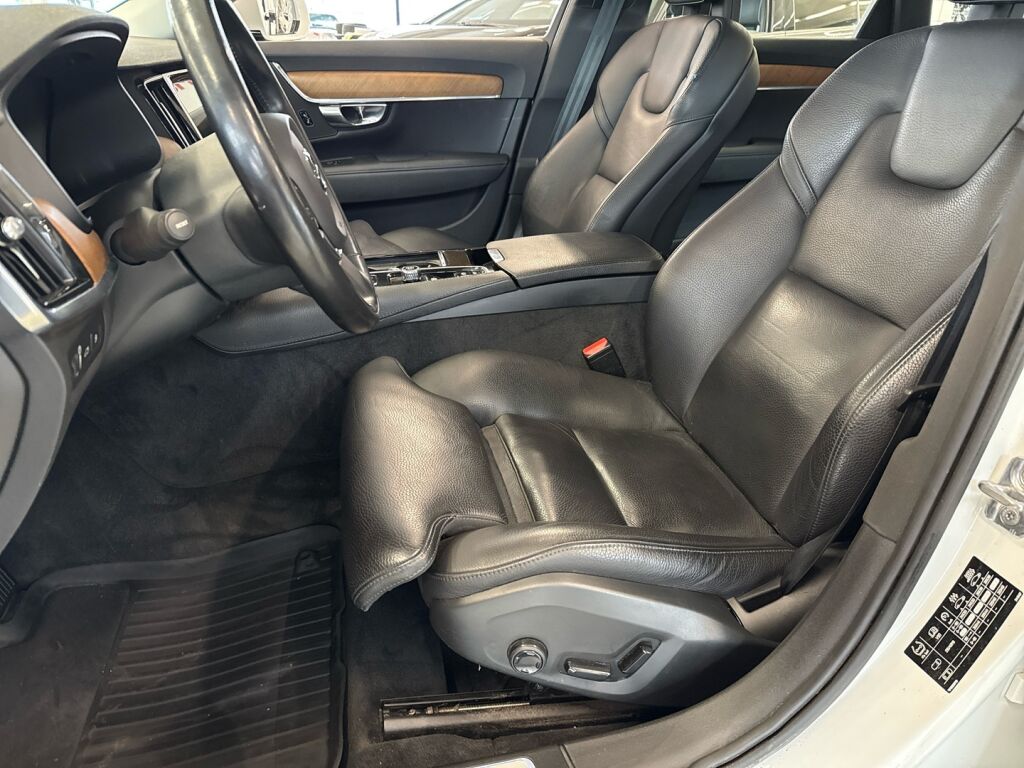 Volvo V90 2018 Valkoinen