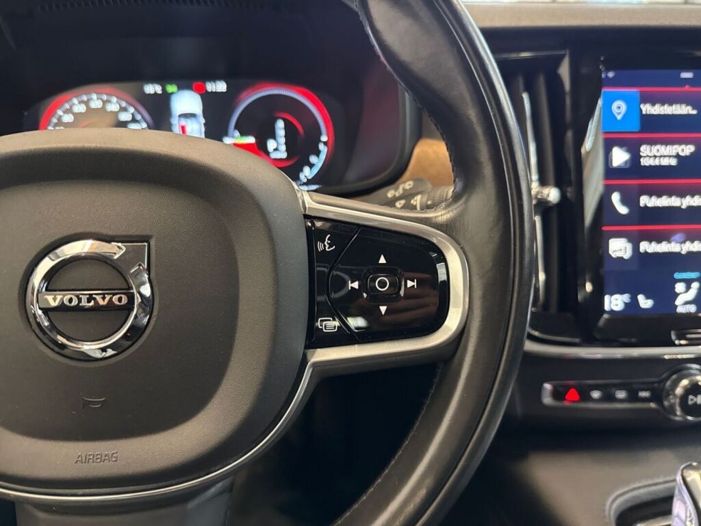 Volvo V90 2018 Valkoinen