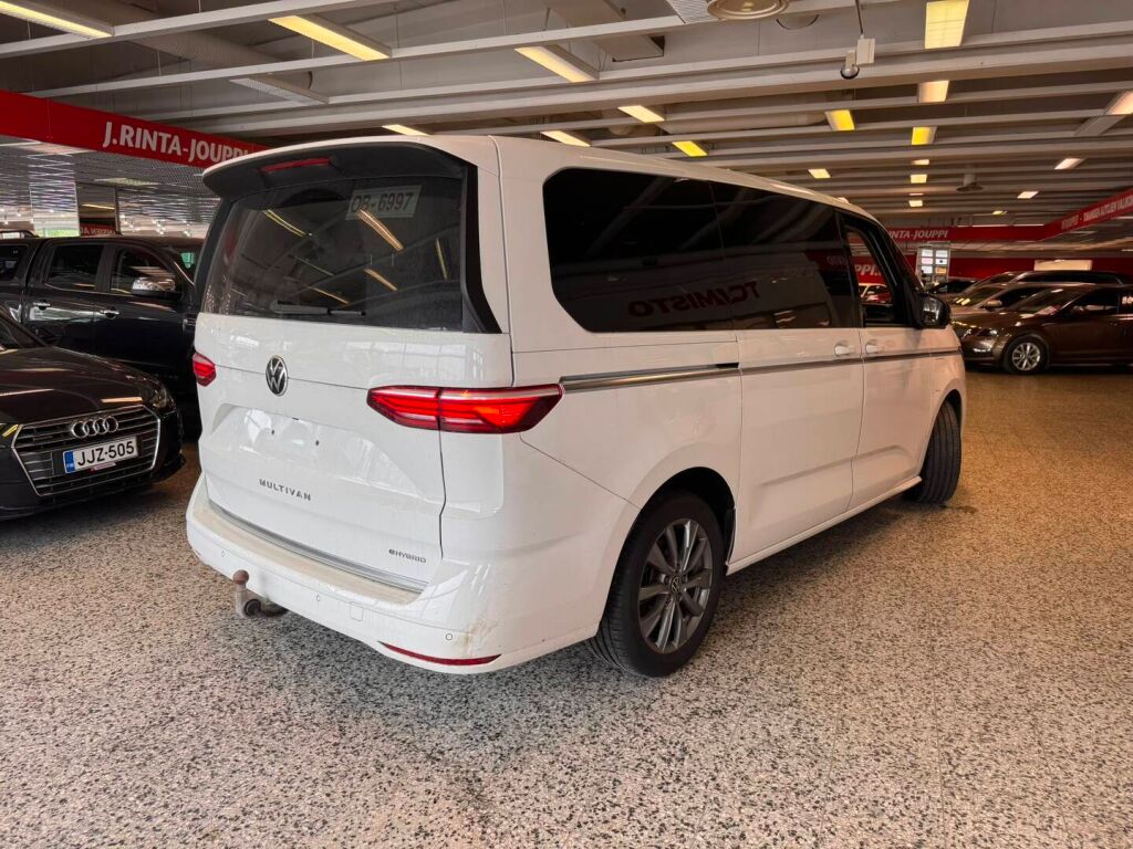Volkswagen Multivan 2023 
