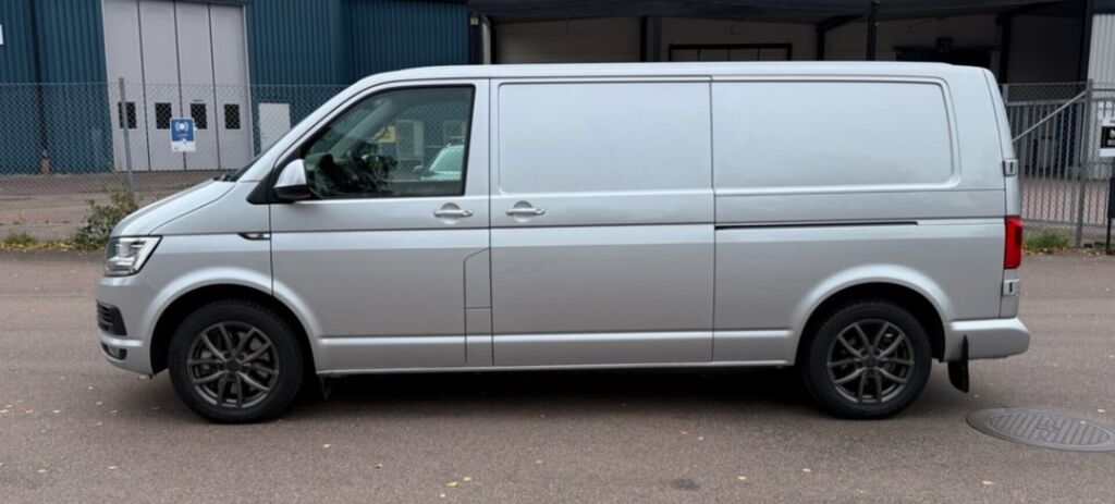 Volkswagen Transporter 2017 met.hopea