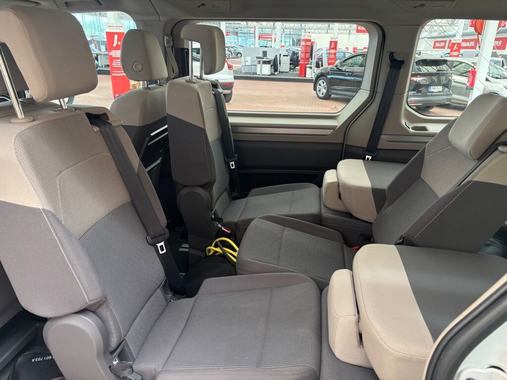 Volkswagen Multivan 2024 Valkoinen