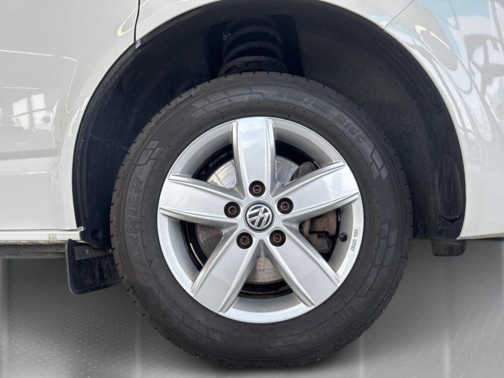 Volkswagen Transporter 2022 Valkoinen