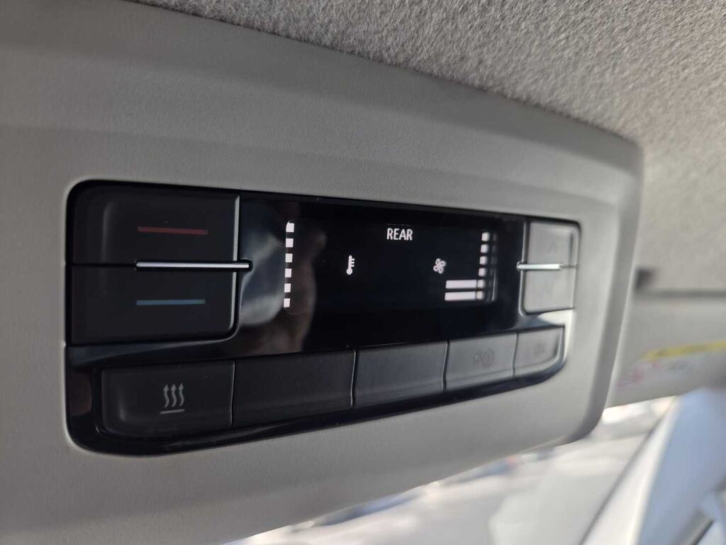 Volkswagen Transporter 2022, kuva 6/11
