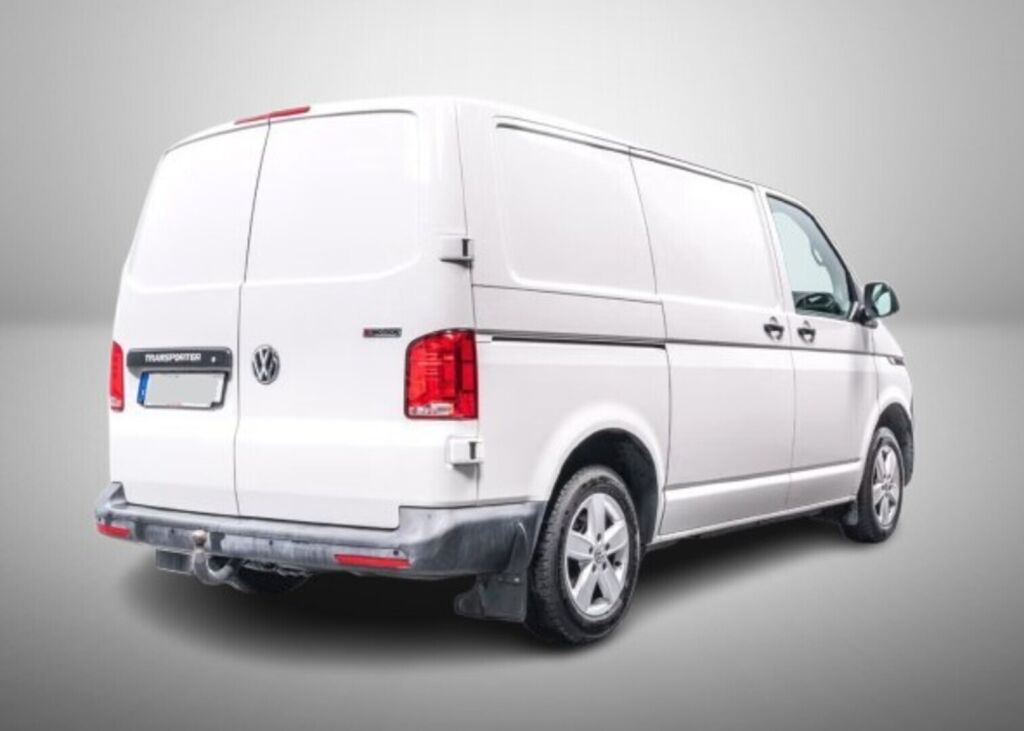 Volkswagen Transporter 2022 Valkoinen