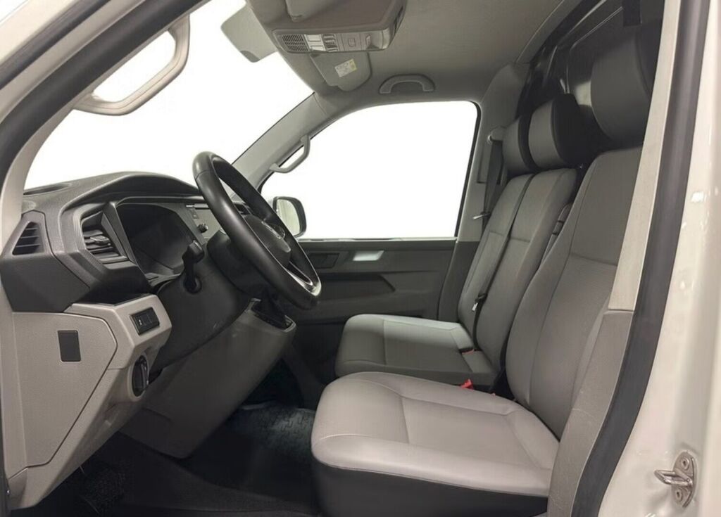 Volkswagen Transporter 2023 Valkoinen