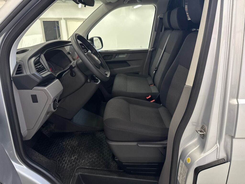 Volkswagen Transporter 2022 met.hopea