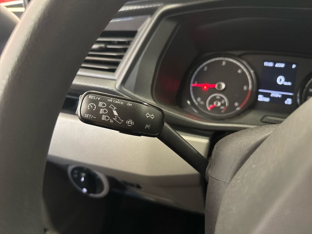 Volkswagen Transporter 2022 met.hopea