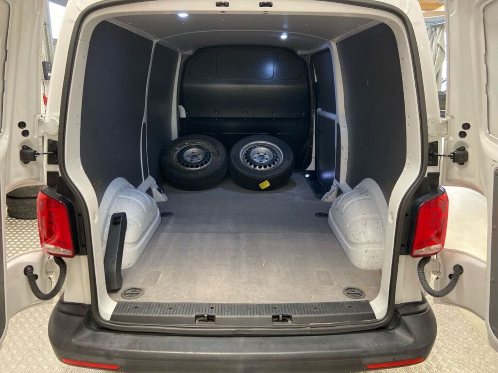 Volkswagen Transporter 2021 