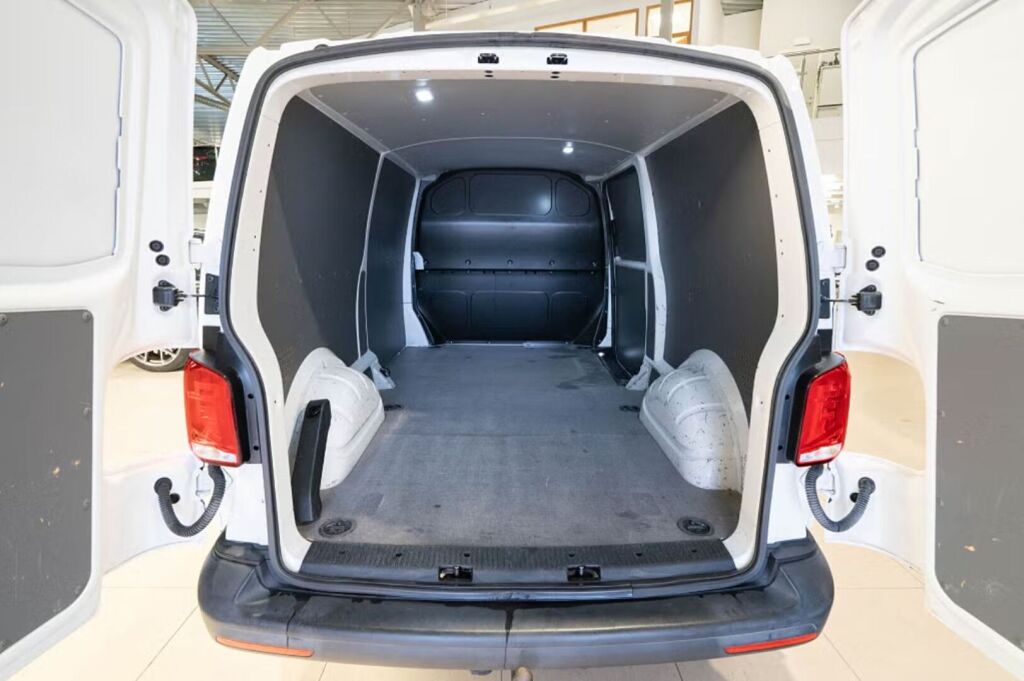 Volkswagen Transporter 2021 