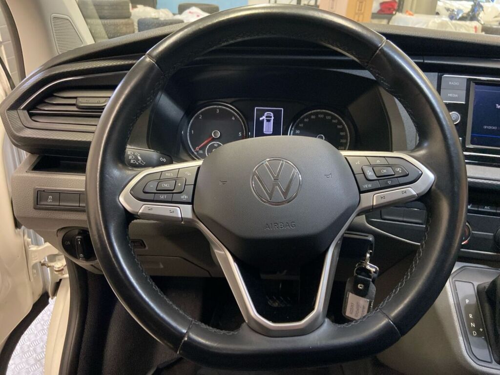 Volkswagen Transporter 2021 