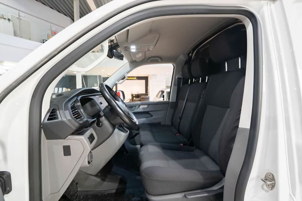 Volkswagen Transporter 2021 