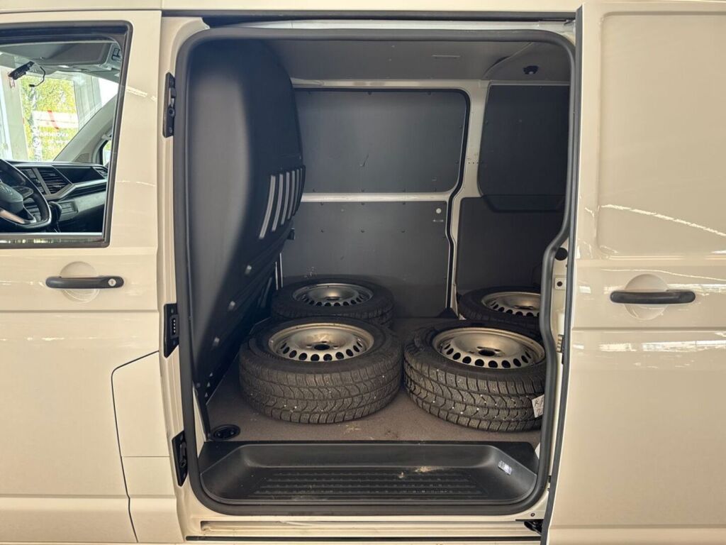 Volkswagen Transporter 2021 Valkoinen
