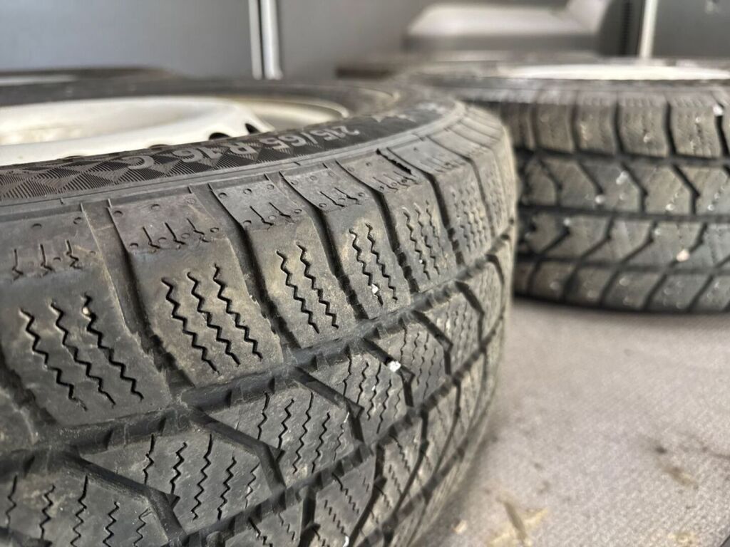 Volkswagen Transporter 2021 Valkoinen