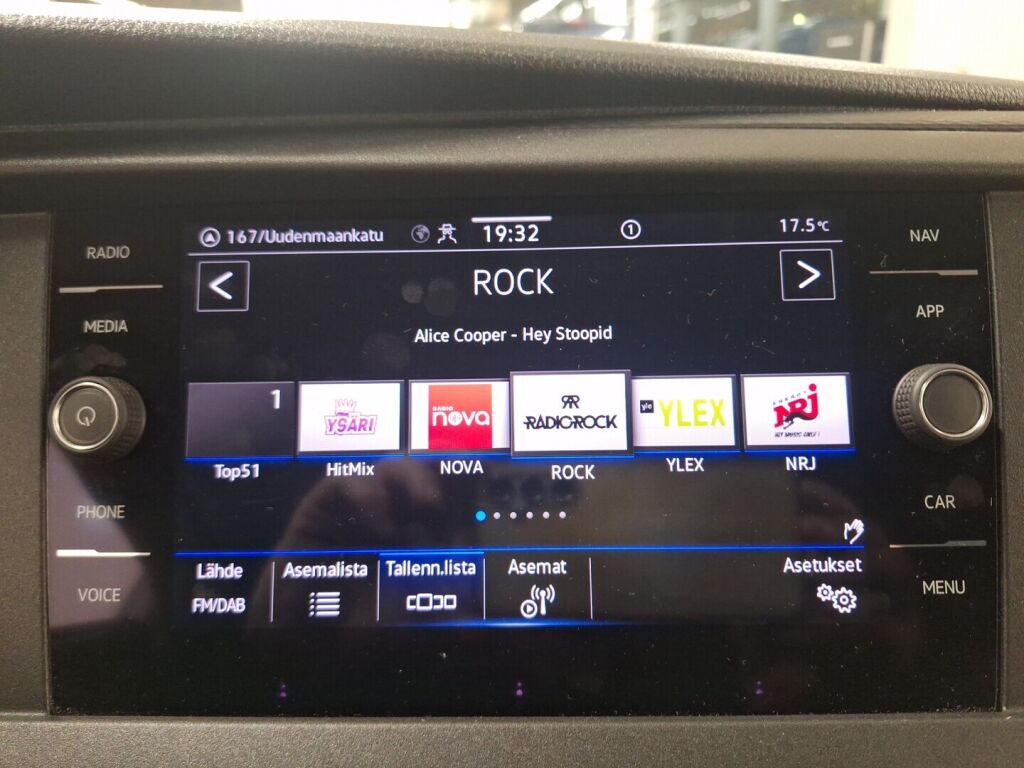 Volkswagen Transporter 2021 met.hopea