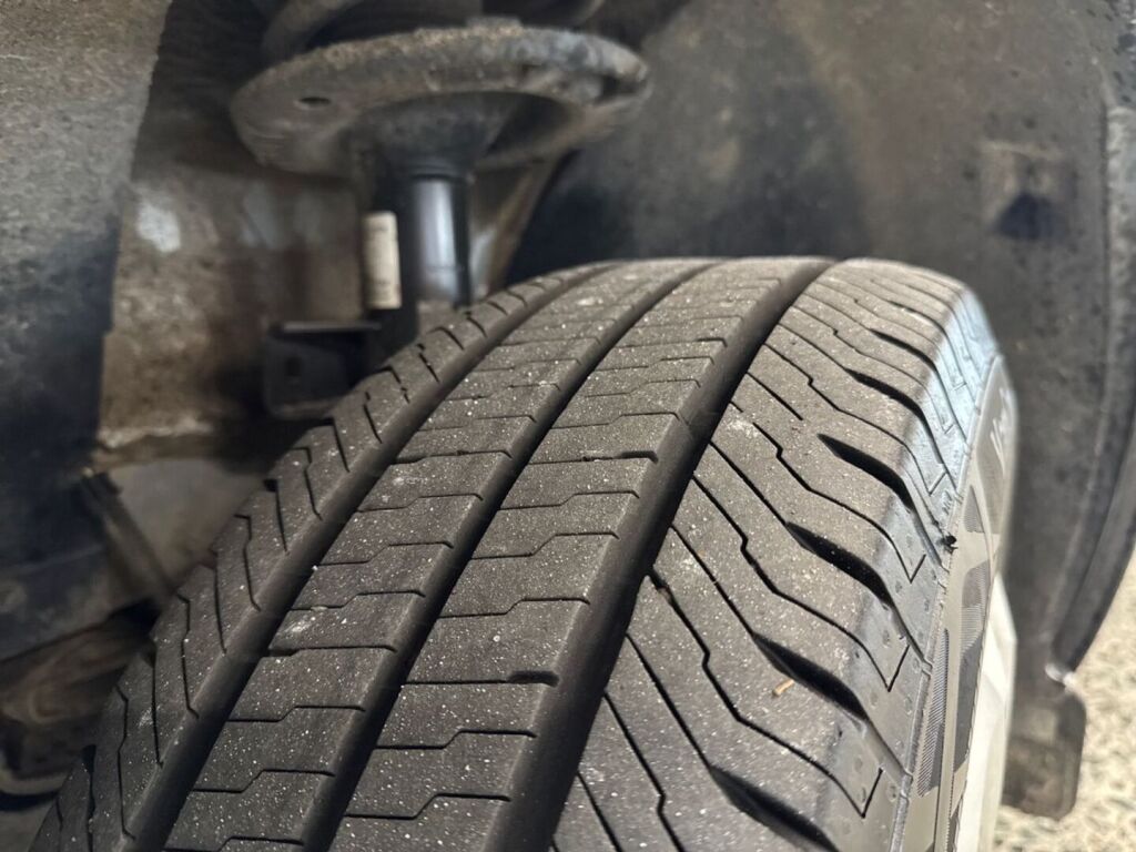 Volkswagen Transporter 2023 Hopea