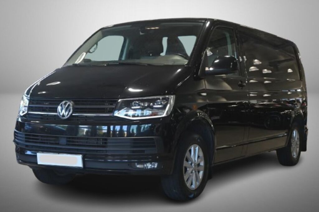 Volkswagen Transporter 2018 Musta (Deep Black Pearl Effect)